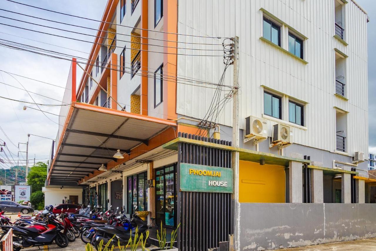 Oyo 303 Phoomjai House Apartamento Chalong Exterior foto