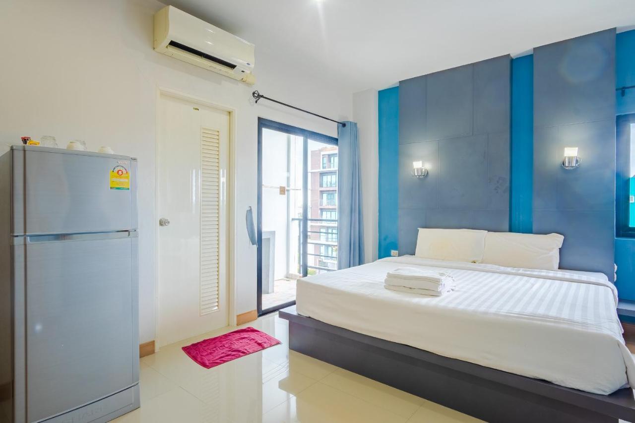 Oyo 303 Phoomjai House Apartamento Chalong Exterior foto