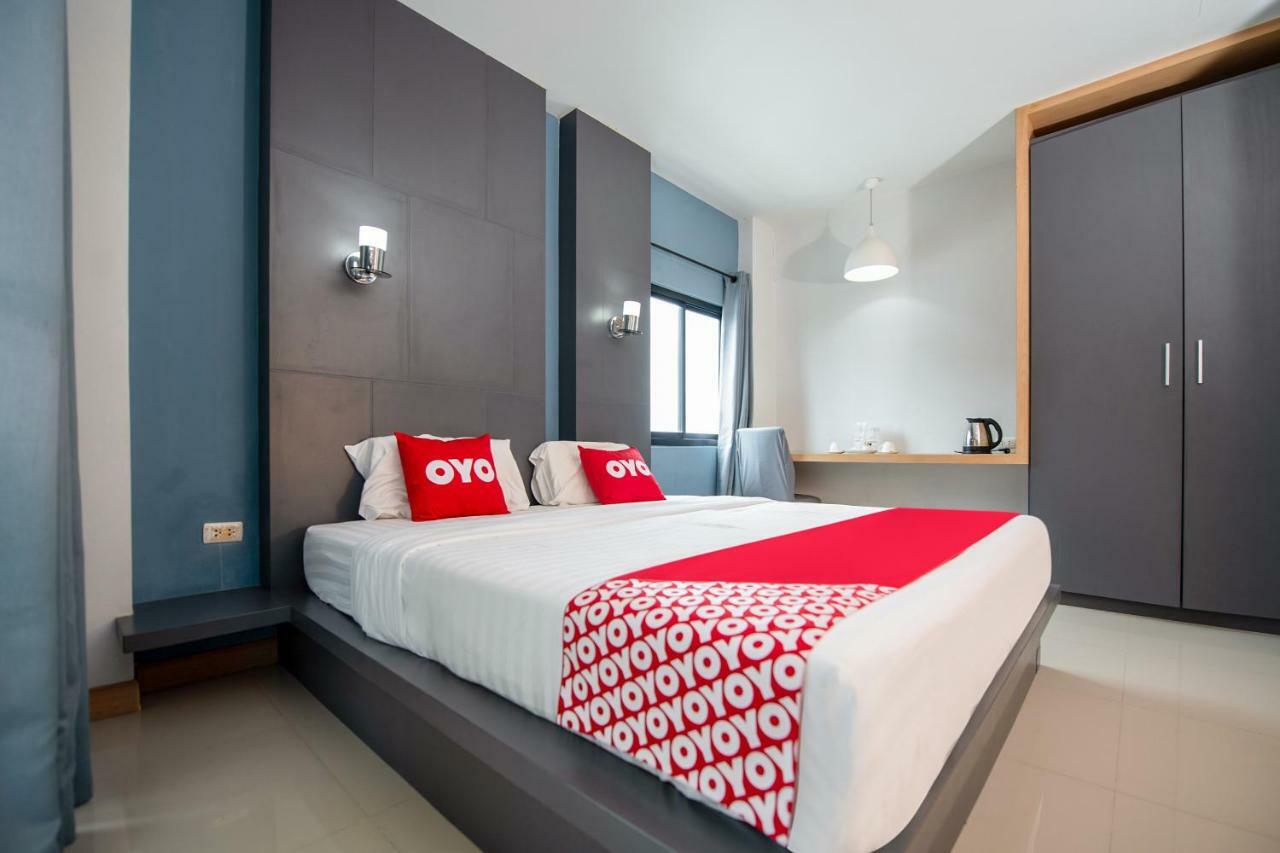 Oyo 303 Phoomjai House Apartamento Chalong Exterior foto