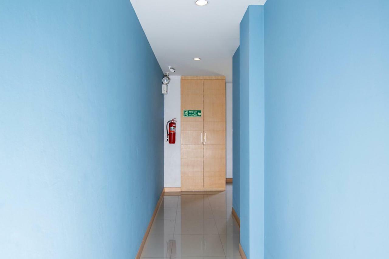 Oyo 303 Phoomjai House Apartamento Chalong Exterior foto