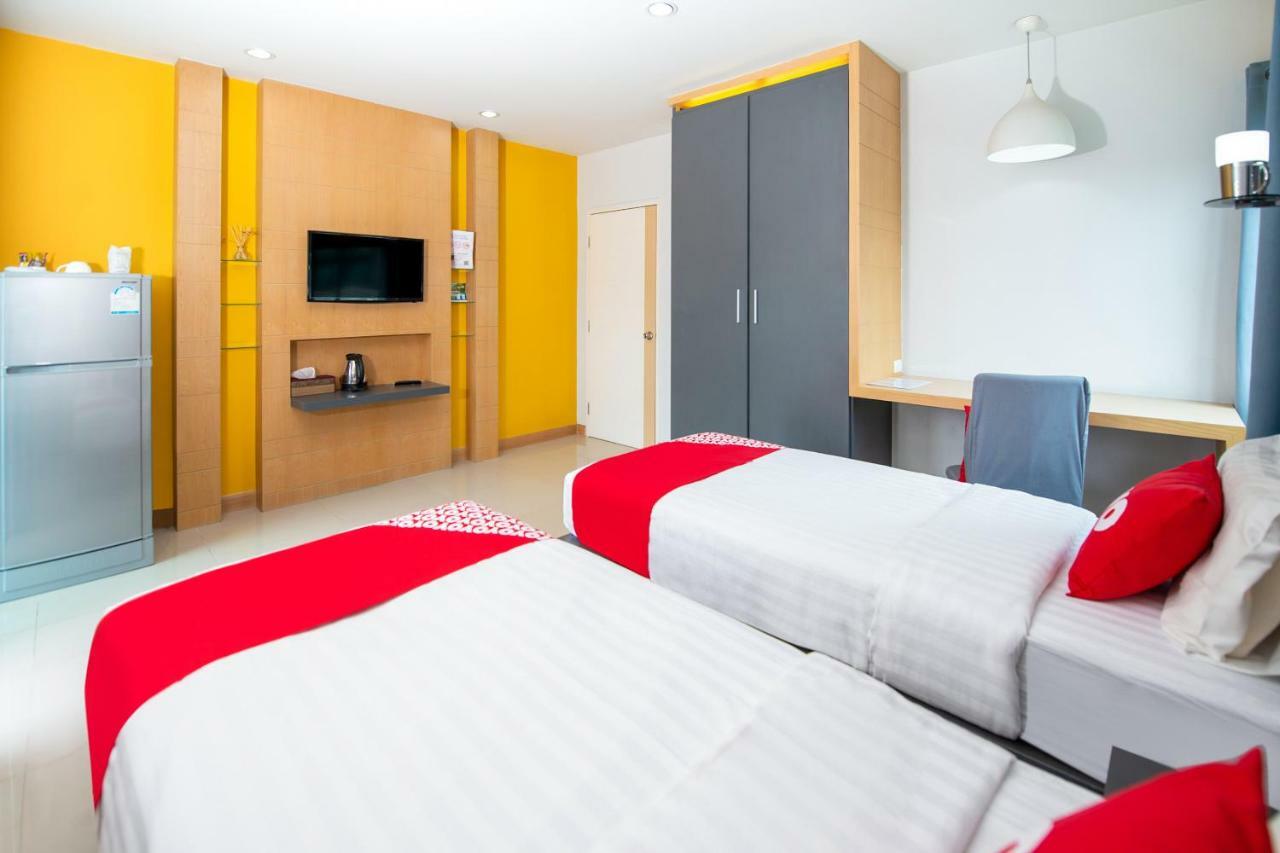 Oyo 303 Phoomjai House Apartamento Chalong Exterior foto