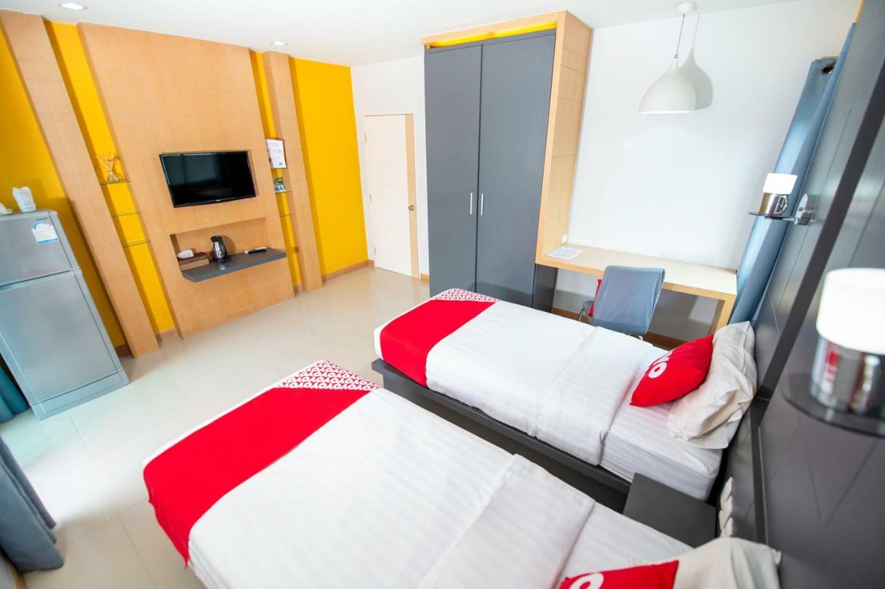 Oyo 303 Phoomjai House Apartamento Chalong Exterior foto
